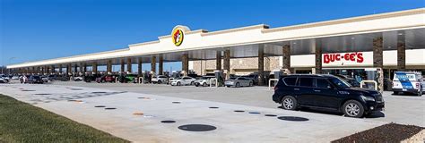 buc ee's official website.